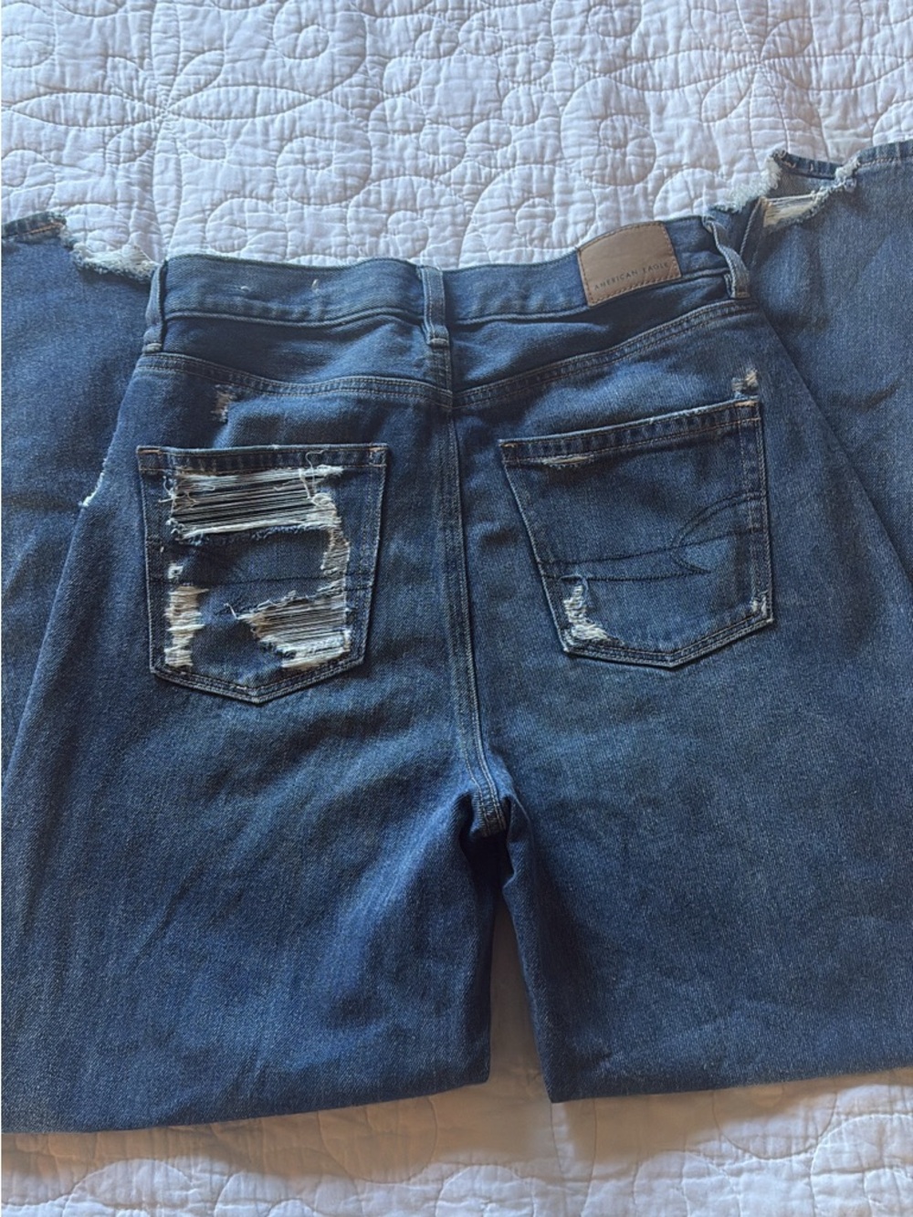 American Eagle Outfitters Straight-Leg Jeans in Dark Blue Denim